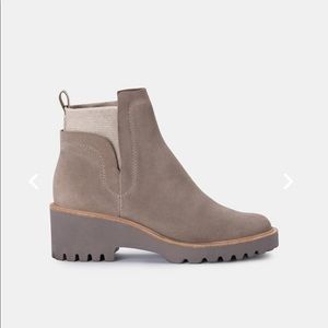 DOLCE VITA Huey Bootie in Almond